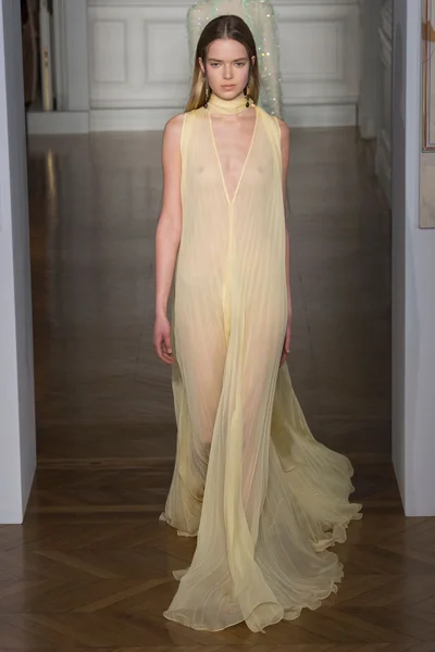 Look 51
